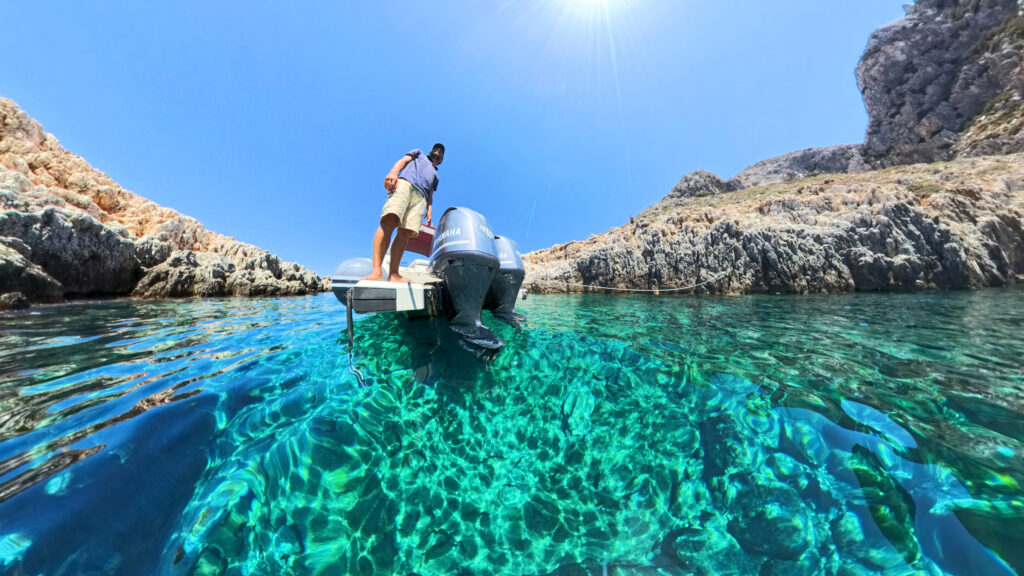 Private boat tour to Ombrosgialos, Seitan Limania & the hidden gems of Souda