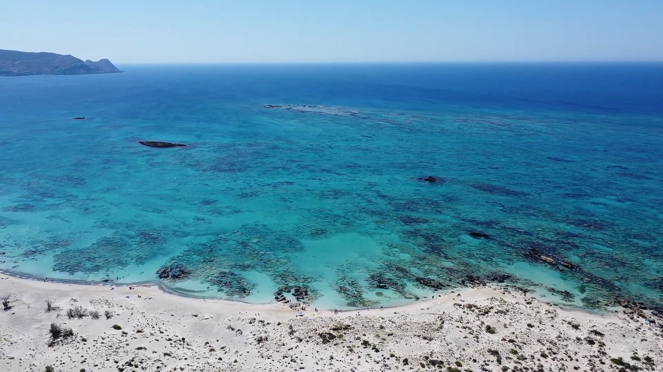 Elafonisi Beach, Crete – Voted best beach worldwide, featuring stunning pink sand and crystal-clear waters.